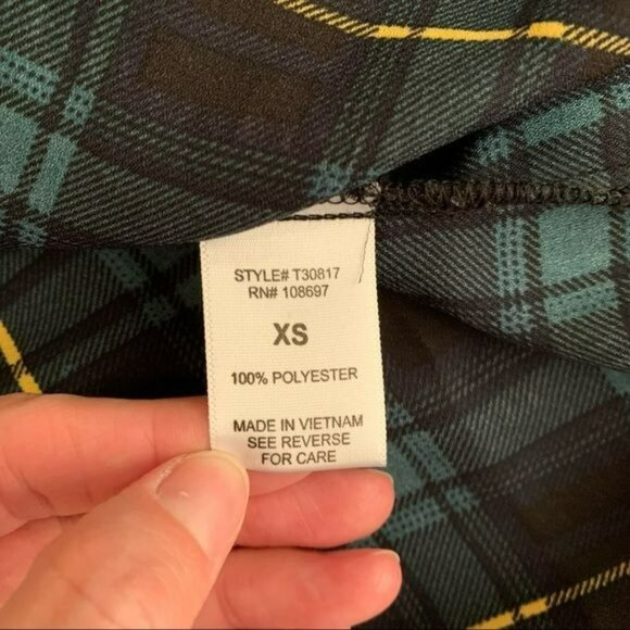 Alice blue stitch fix lightweight plaid long sleeve button down - XS - Picture 3 of 6